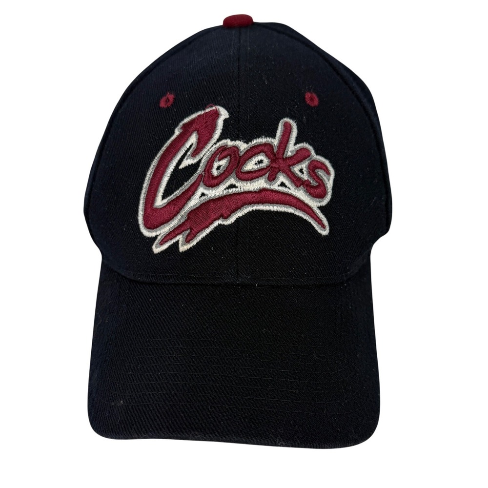 Zephyr South Carolina Gamecocks Fitted Hat Black Garnet Cocks Script Size 7 1/4